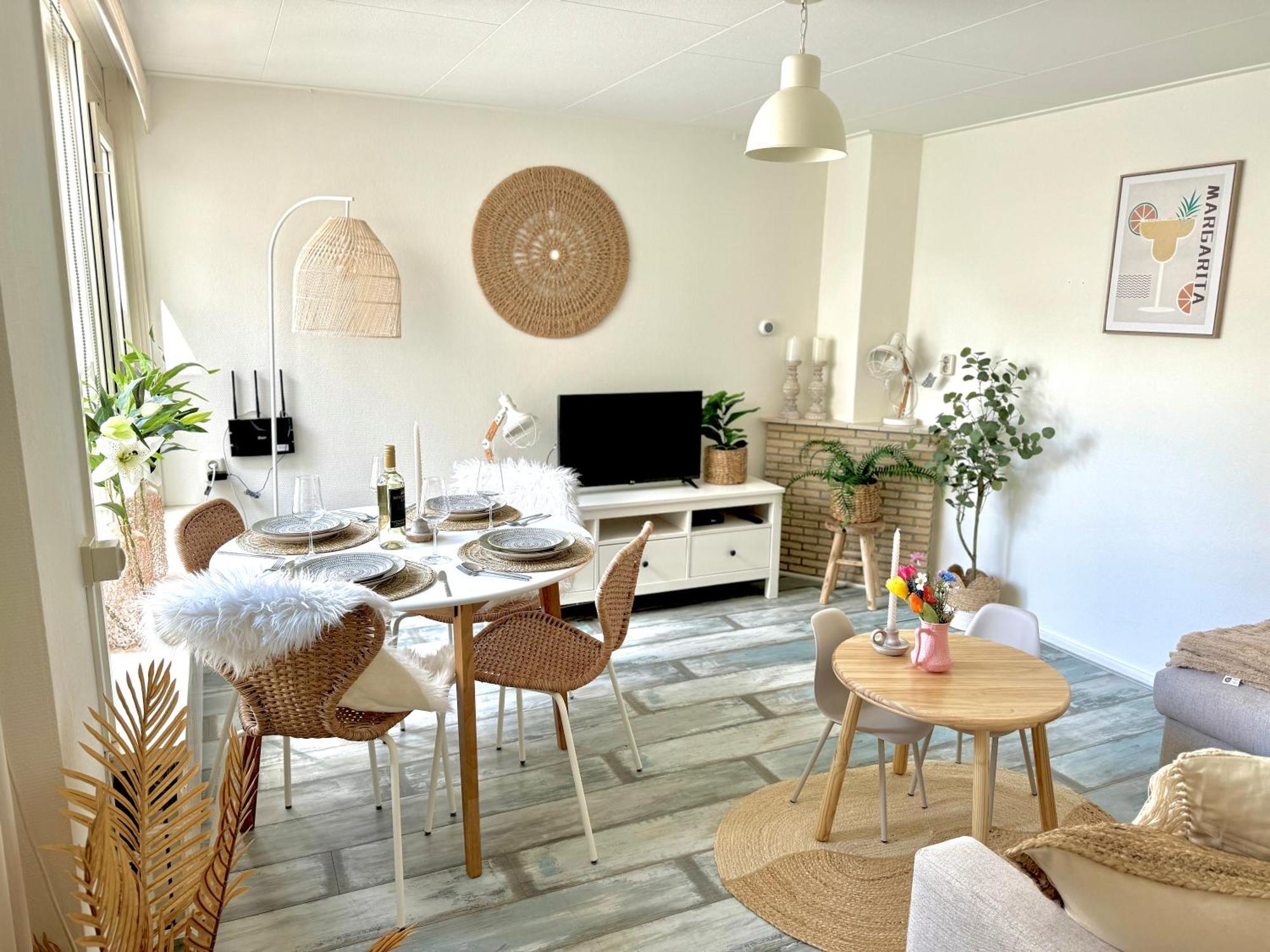 Beach House Sea-Esta Egmond aan Zee Exterior photo