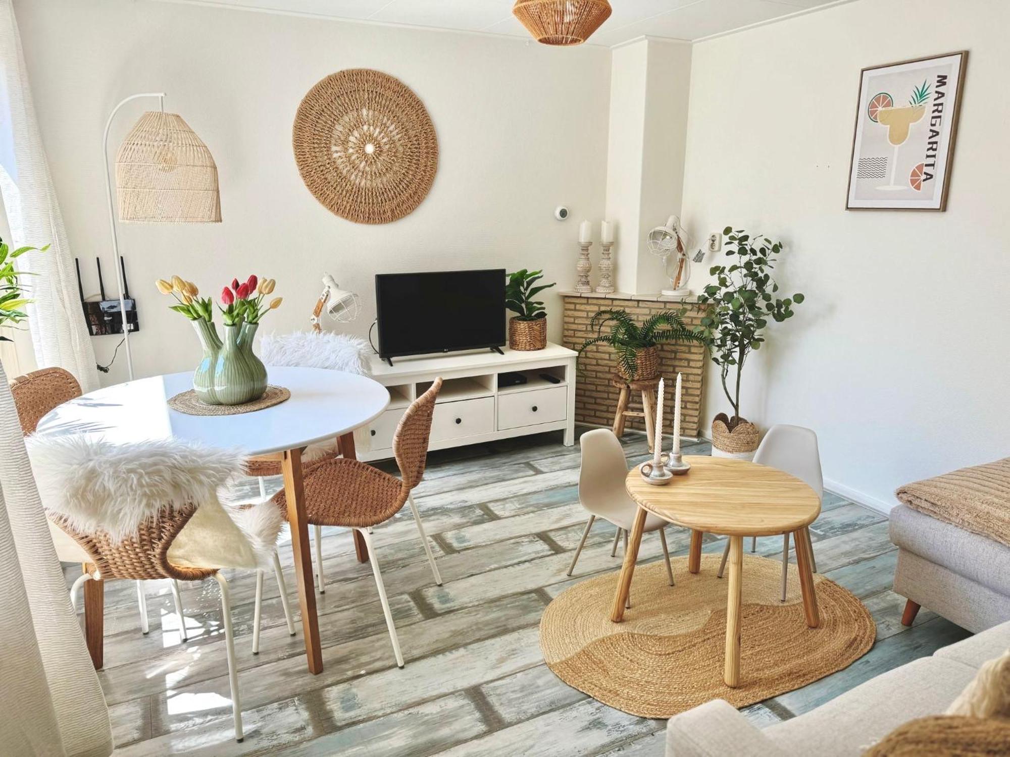 Beach House Sea-Esta Egmond aan Zee Exterior photo